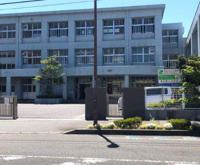 清水第三中学校 徒歩約3分(約170m)